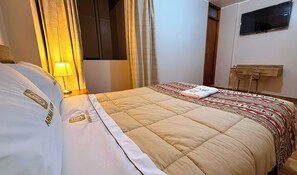 Dobbelt- eller tomannsrom – comfort, privat bad, resort-utsikt | Skrivebord, skrivebord for bærbar PC og wi-fi (inkludert)