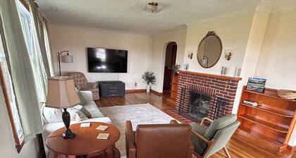 Spacious 3BR on 74 Acres, 3 Min to Roberts Centre, Near WEC