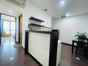 Premier Room, 1 Bedroom, Balcony, Sea View - Emily Beach Hotel & Apartment (Ngu Hanh Son)