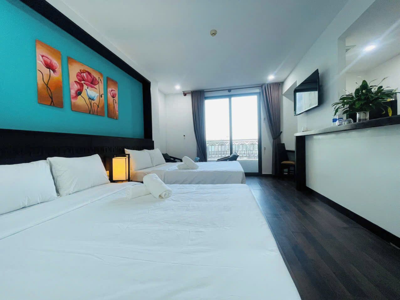 Perhehuone, parveke, osittainen merinäköala | Ilmainen Wi-Fi