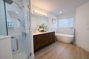 Hair dryer, bidet, towels, soap