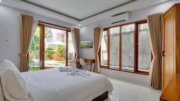 Villa, 3 Bedrooms, Private Pool | Desk, laptop workspace, free WiFi