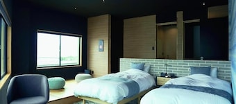 1 and Only Hotel Io