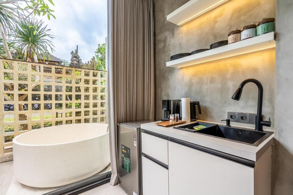 Standard Apartment, Balcony | Interior