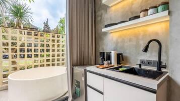 Standard Apartment, Balcony | Interior