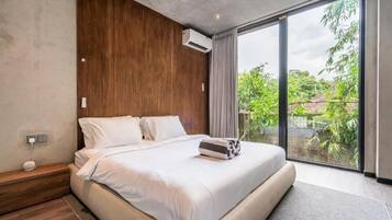 In-room safe, blackout curtains, iron/ironing board, free WiFi