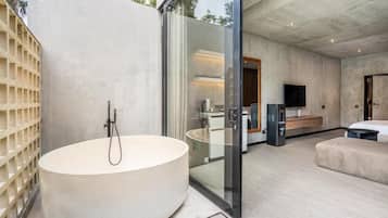 Standard Apartment, Balcony | In-room safe, blackout drapes, iron/ironing board, free WiFi