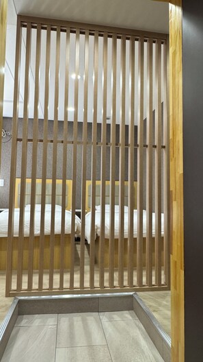 Business Quadruple Room