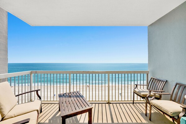 Property grounds - Pet-Friendly Gulf-Front Penthouse! East Corner Balcony-Caribbean 801 (Gulf Shores)