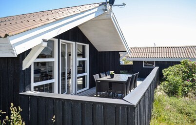 3 bedroom gorgeous home in Hvide Sande