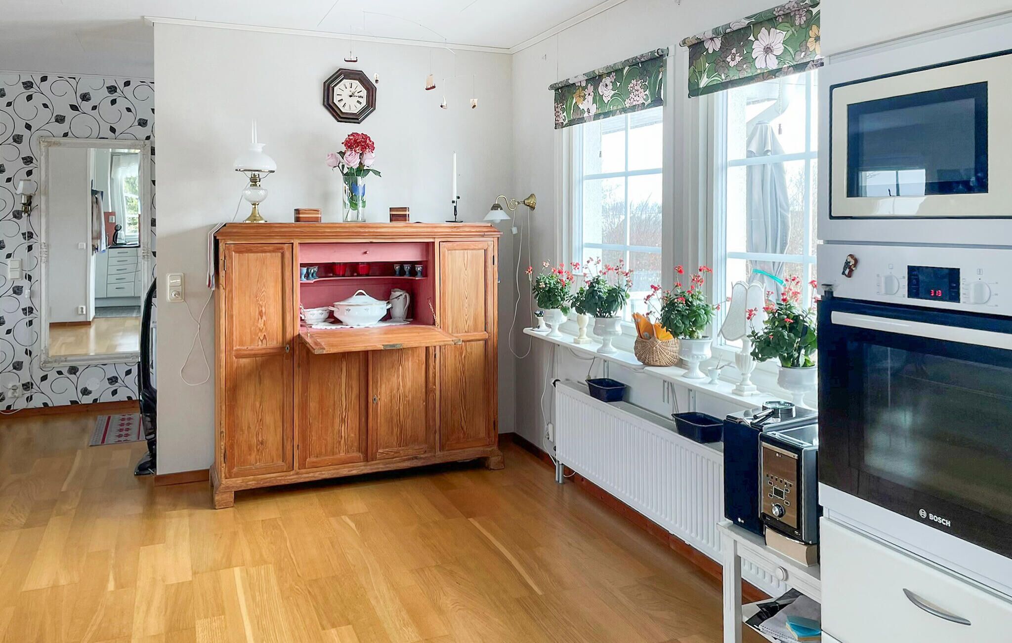 Køleskab, mikrobølgeovn, ovn, opvaskemaskine