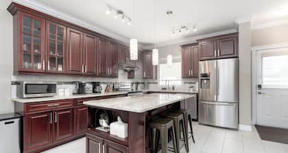 Mckernan | Garage Parking | A/C