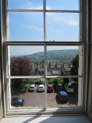 Interior - Central Bath. Large Georgian Apt. Private parking (Bath)