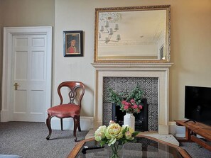 Interior - Beautiful 2 bed Georgian Flat. Private Parking (Bath)