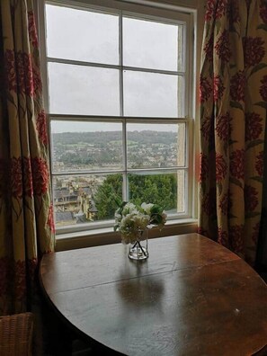 Interior - Georgian 2 bed. City center. Parking. Views. (Bath)