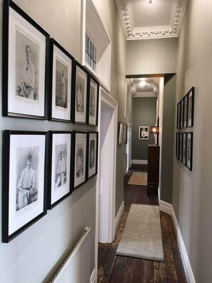 Interior - Central Bath. Private Parking. Georgian Splendour. (Bath)