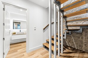 Interior - GuestReady-Quinta da Devesa-Torre (Vila Nova de Gaia)