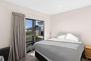 Strykejern/-brett, wi-fi og sengetøy