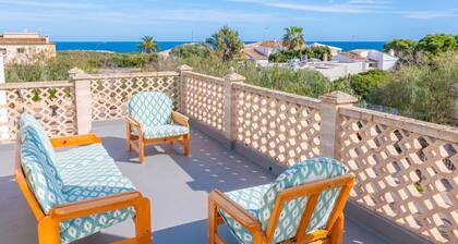 CAN BLAU (PORTOCRISTO) - Beautiful village house 10 minutes from the beach with free WiFi