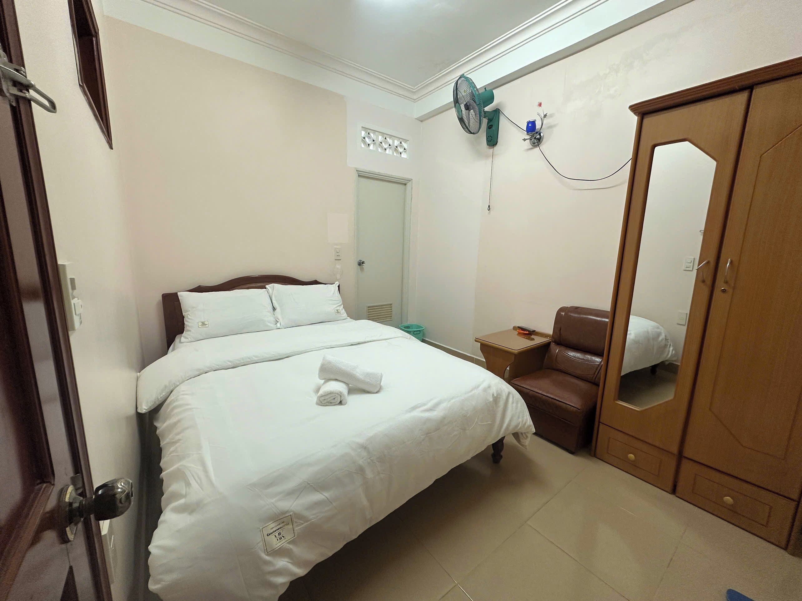 Kamar Double Basic untuk 1 Orang | Wi-Fi gratis