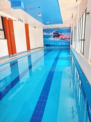 Indoor pool, a heated pool - FamilyNest Kilimani with Gym, Heatedpool n/r Yaya, ChinaCity, Malls, Restaurants (Nairobi)