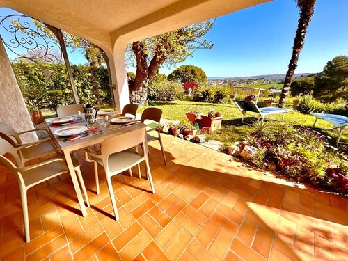 Villa Margherita, with garden, sea view and wifi