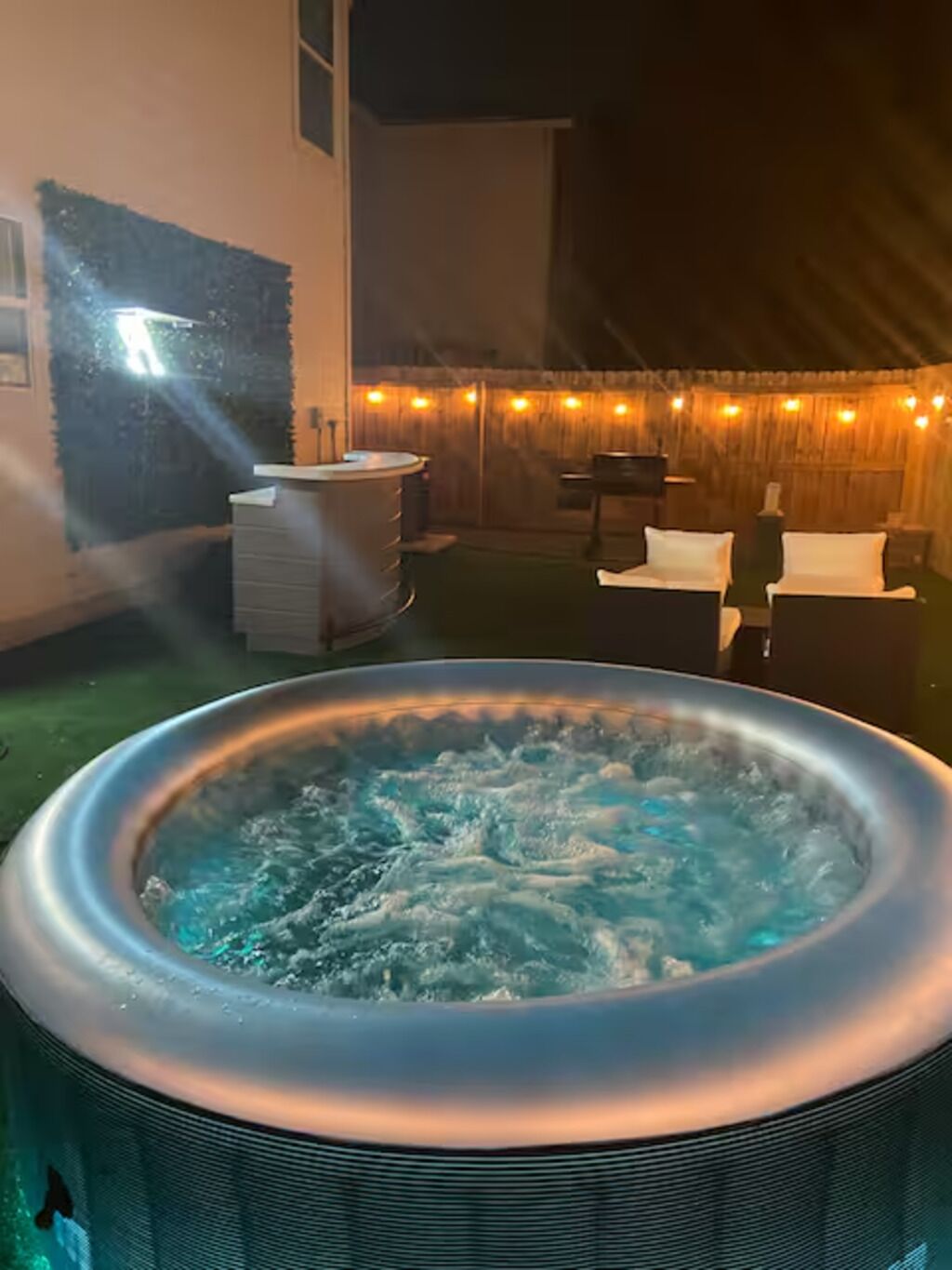 Outdoor spa tub