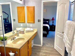 Unclassified image, 3 of 9, button