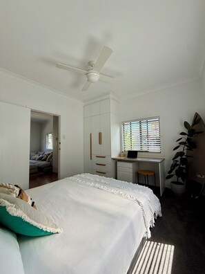 4 bedrooms, free WiFi, bed sheets - North Haven Coastal Retreat – Walk to Beach, River & Cafés (North Haven)