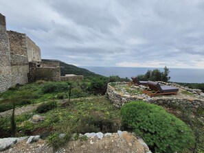 Property grounds - Torre Agetria Blacherna (Stavri)