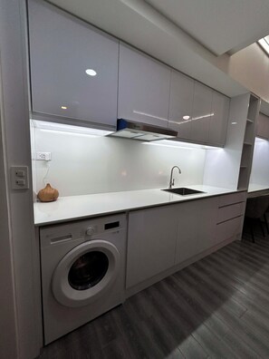 Interior - Enjoyable condo with AC in vibrant Davao City (Davao City)
