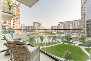 Property grounds - Rustic 1BR Apartment, Perfect Walk to Central Park - Myrtle, Al Wasl (Dubai)
