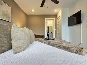 1 Schlafzimmer, Schreibtisch, Bügeleisen/Bügelbrett, WLAN