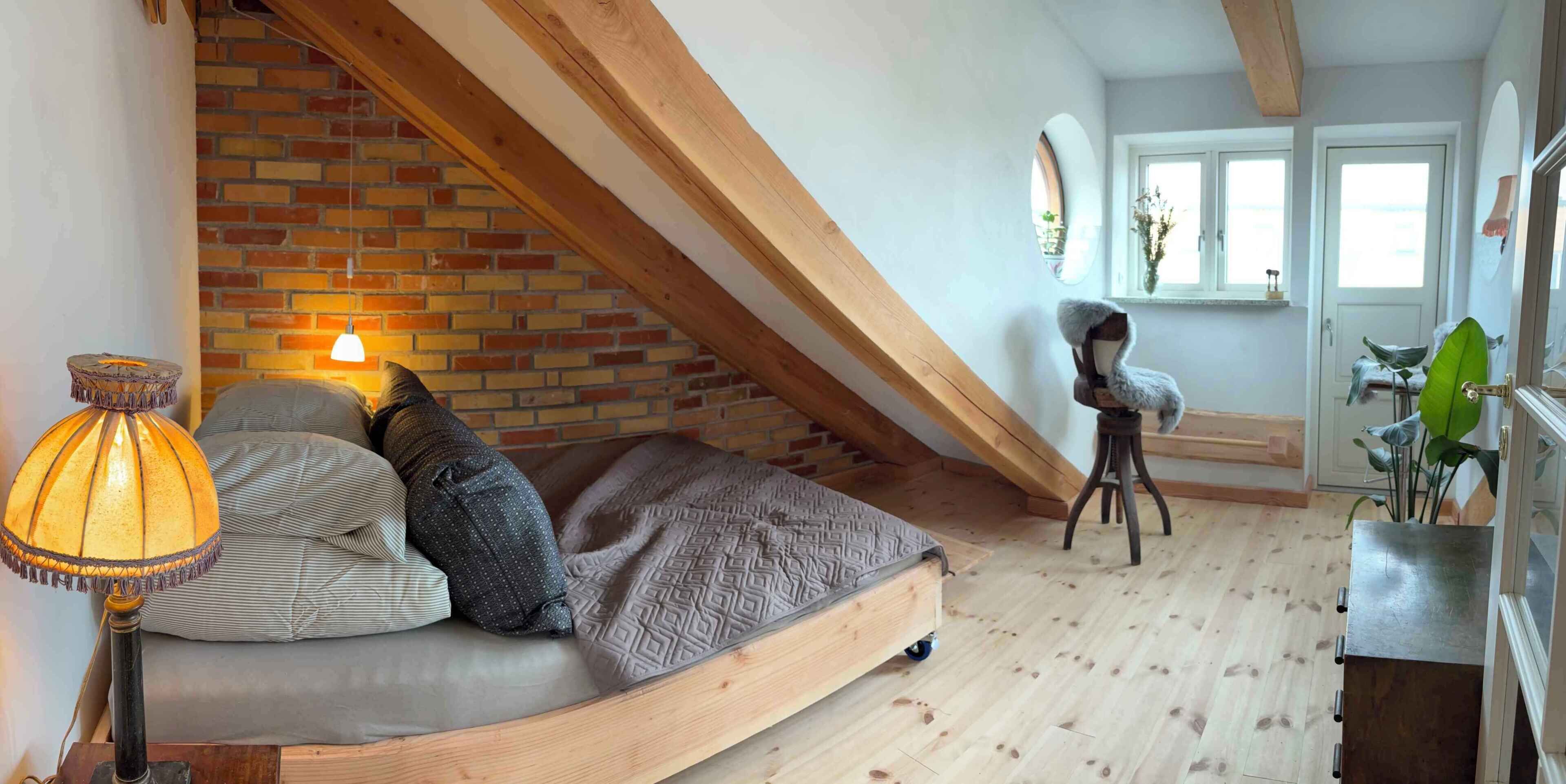 Iron/ironing board, free WiFi, wheelchair access