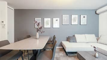 Apartment, 3 Bedrooms, Non Smoking | Interior