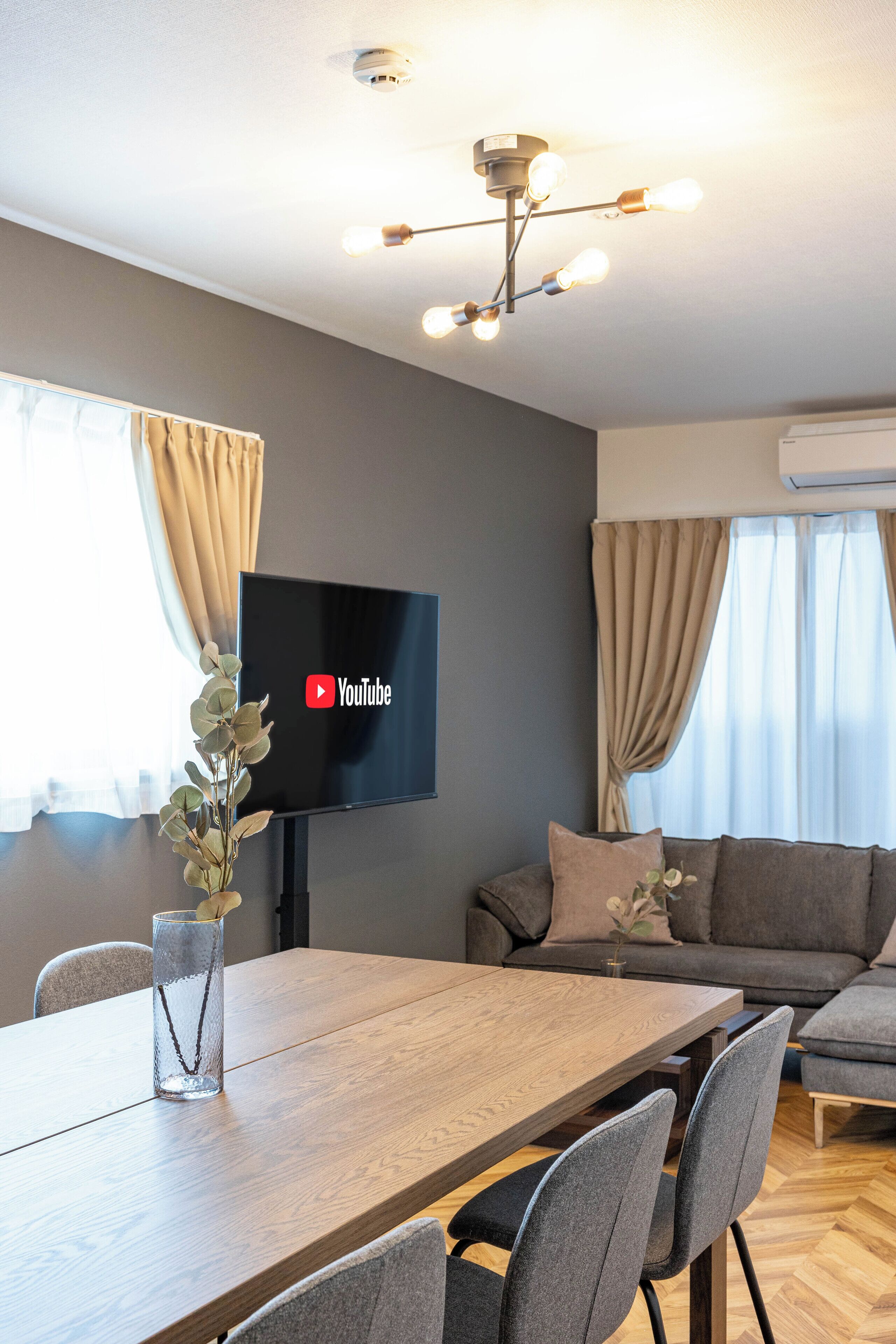 Apartment, 3 Bedrooms, Non Smoking, Private Bathroom | Dining