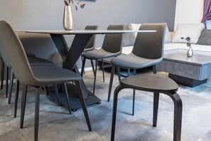 Lägenhet - 3 sovrum - icke-rökare | Restauranger
