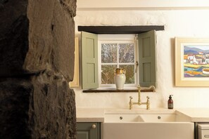 Interior - The Old Manse. Four bedroom property with sea views and luxurious interiors. (Hallin)