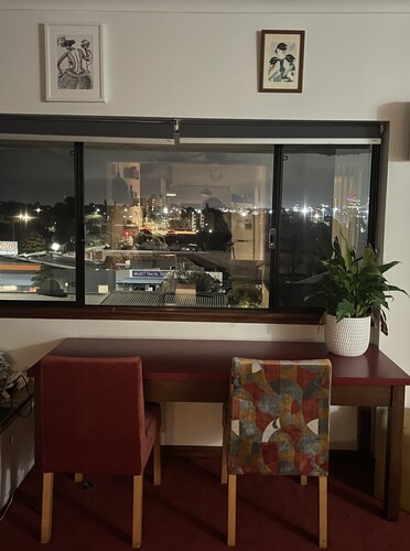 Boutique Apartment in Floreat - Close to Beach & City. Cafes on your Doorstep