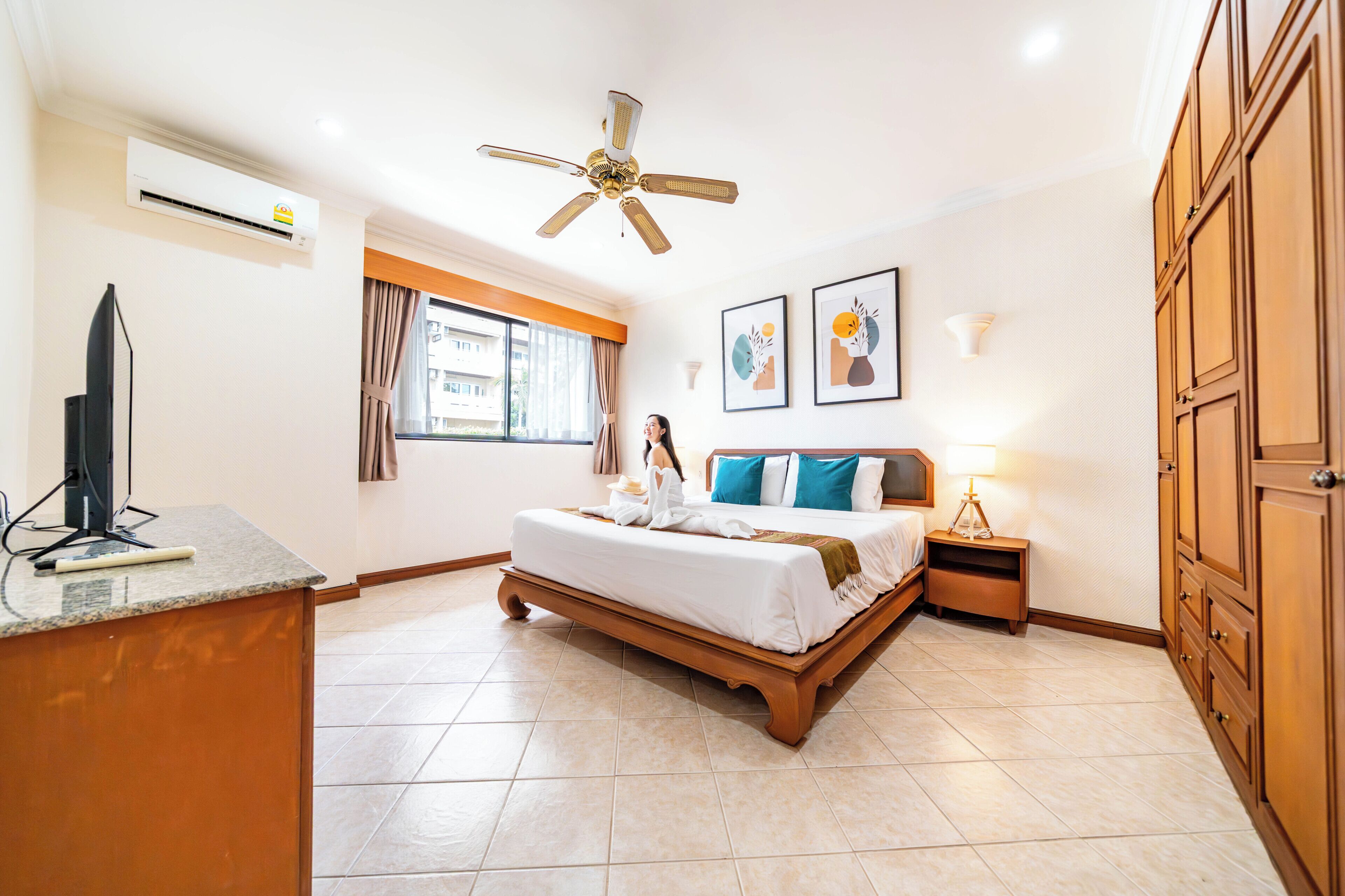Double Room, Balcony | Interior