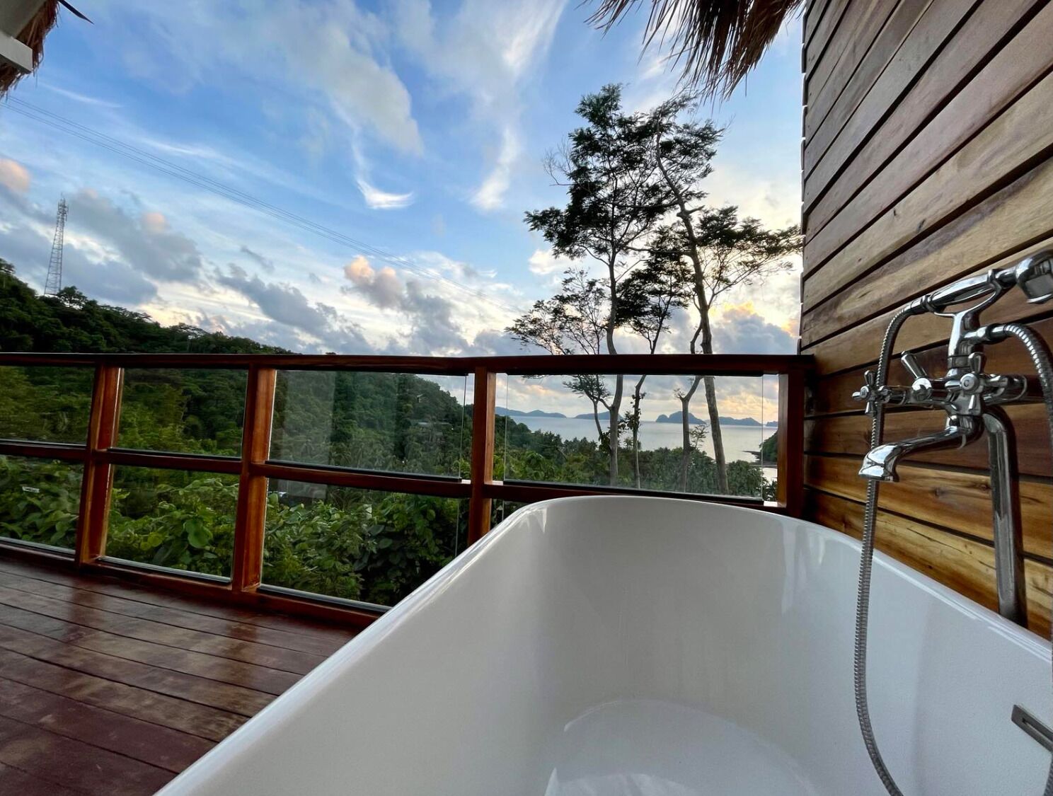 Premium-Studiosuite, Meerblick | Unterkunftsgelände