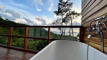 Premium-Studiosuite, Meerblick | Unterkunftsgelände