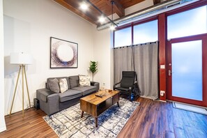 Oklassificerad bild, 3 av 12, knapp