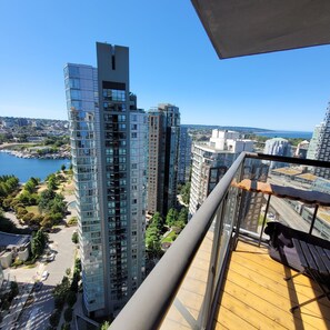 Imagen sin descripción, 4 de 24, botón