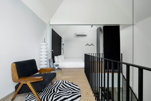 PAMA 02 | Bahagian dalam