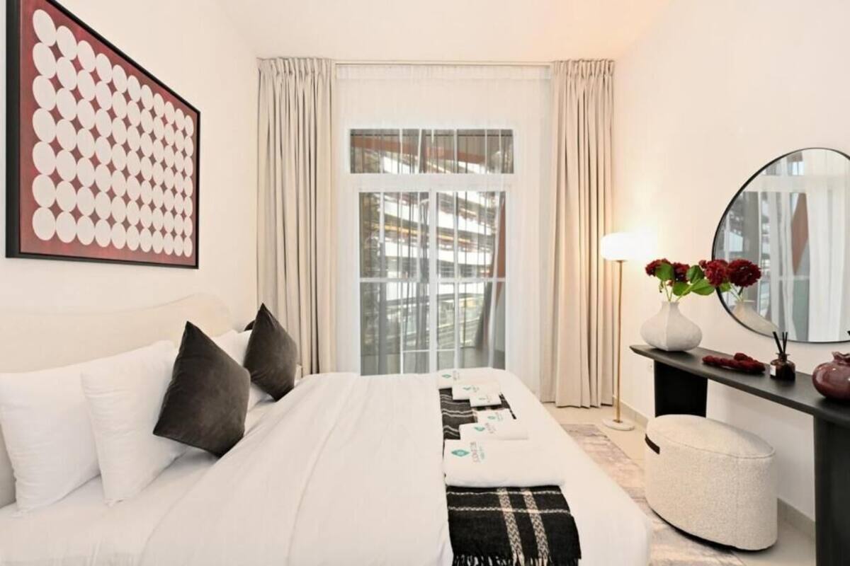 Appartement, balkon, uitzicht op de stad | Een strijkplank/strijkijzer, gratis wifi