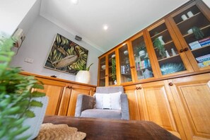 Interior - Room for Everyone, Spacious 4BR Pool Retreat (Kirwan)