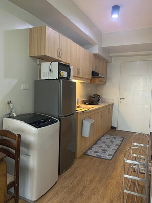 Private kitchen - 1517 Belvedere Samal View and City View (Davao City)