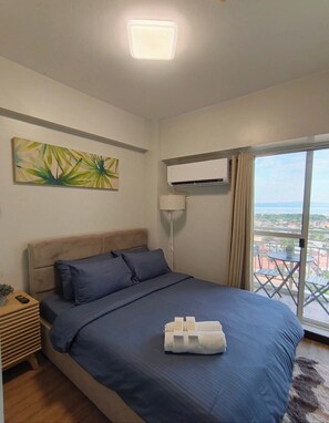 1 bedroom, iron/ironing board, Internet - 1517 Belvedere Samal View and City View (Davao City)