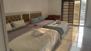 Kamar Double Keluarga, balkon